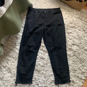 Black distressed American Eagle mom jeans